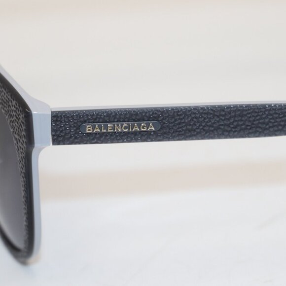 Balenciaga 24 Textured Cat Eye Sunglasses - White/Grey - Picture 14 of 16